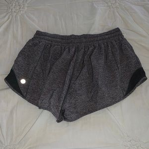 Lululemon grey hotty hot shorts 2.5’’